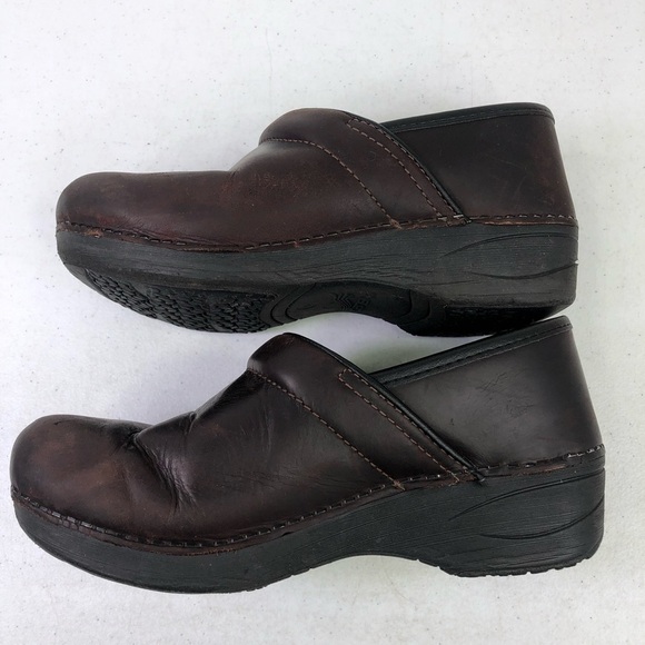 Dansko XP Leather Slip On Clog Shoes - Picture 6 of 9